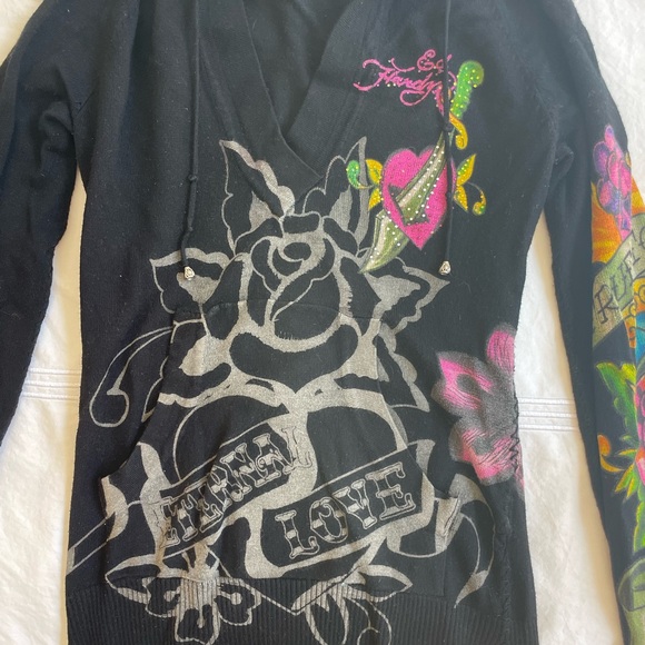 Original Ed Hardy V-neck sweater 💘 - Picture 2 of 4